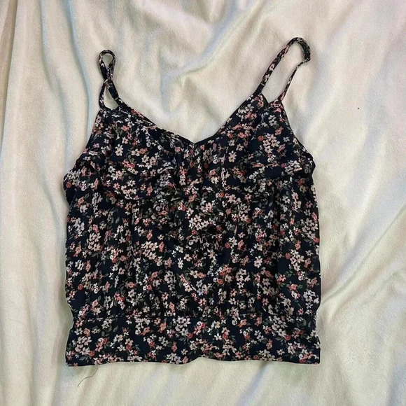 forever-21 Tops - Forever 21 Black Floral Ruffle Sleeveless Top Women's Size Small